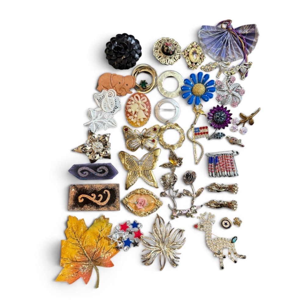 Vintage Brooch Lot Rhinestone Enamel Butterfly Floral Patriotic Jewelry Set